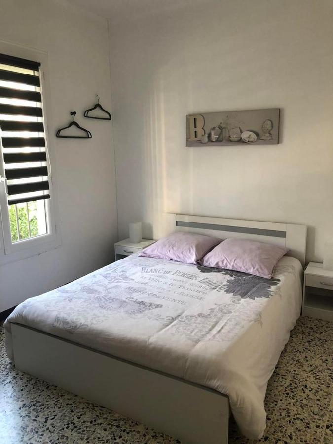 Au Bougainvillier Bed and Breakfast Περπινιάν Εξωτερικό φωτογραφία